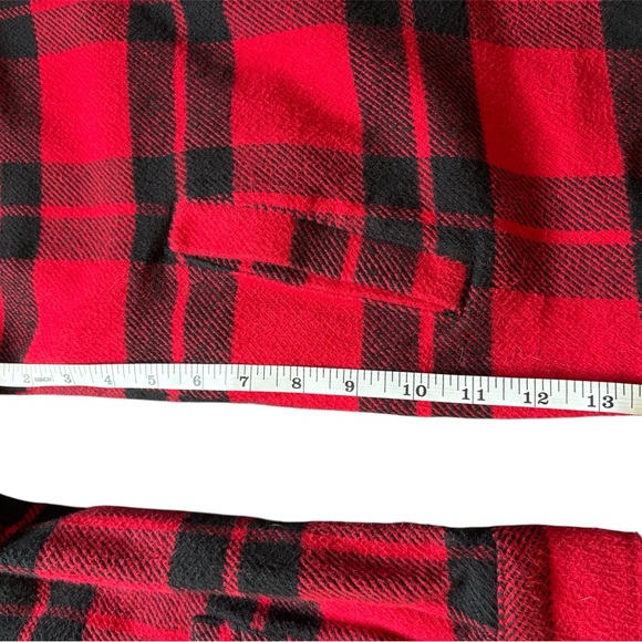 Goodfellow & Co Men’s Red and Black Heavyweight Flannel - Picture 6 of 8